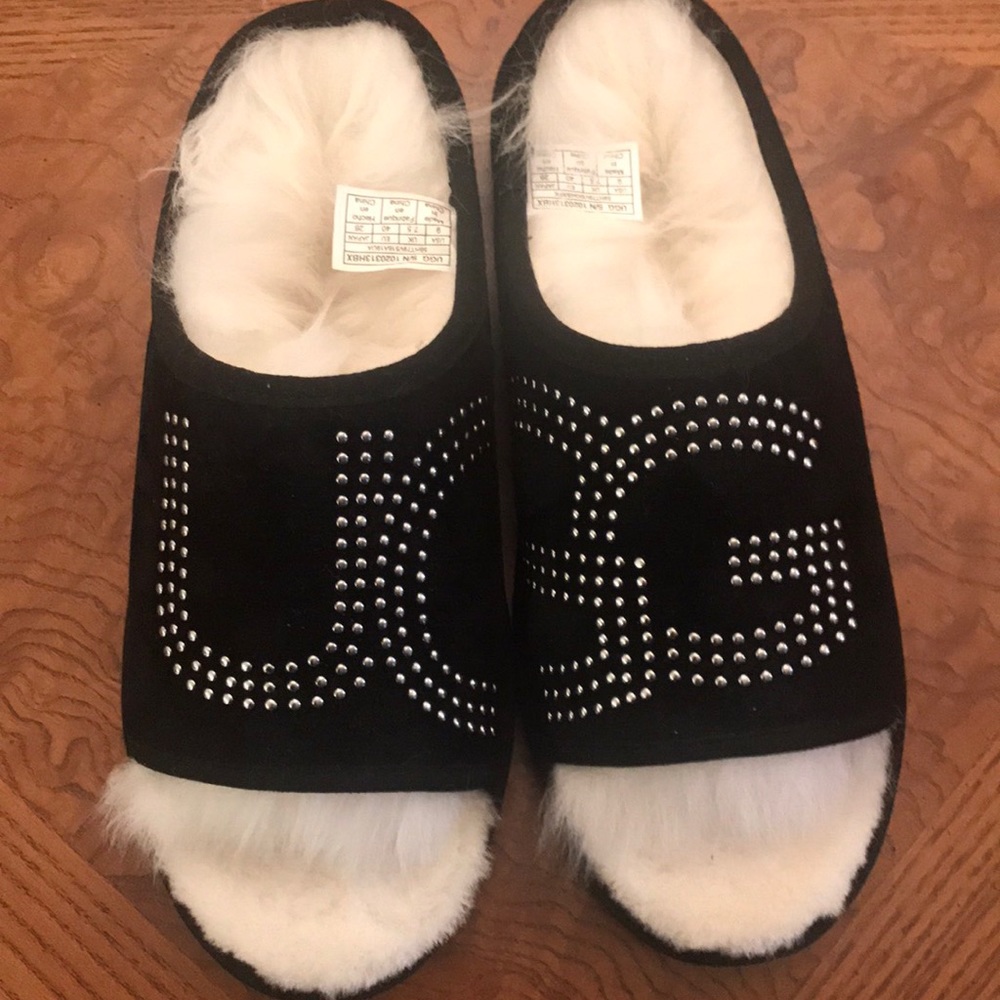 UGG Slide Stud